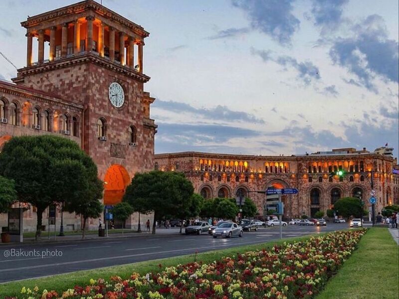 İZMİR ÇIKIŞLI UÇAKLI GÜRCİSTAN  ERMENİSTAN TURU 6 Gece