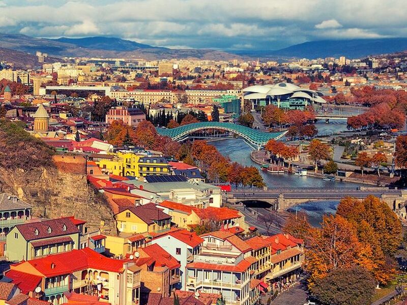 İZMİR ÇIKIŞLI UÇAKLI GÜRCİSTAN  ERMENİSTAN TURU 6 Gece