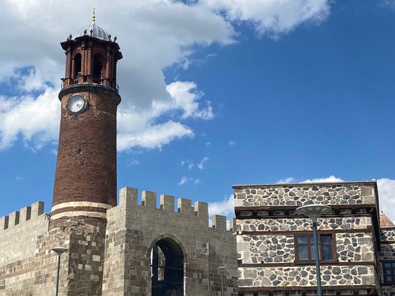 İZMİR ÇIKIŞLI UÇAK & DOĞU EKSPRESİ İLE  DOĞU ANADOLU TURU  4 Gece