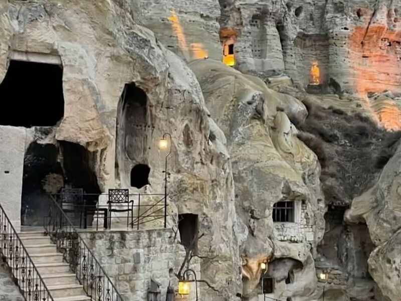 KAPADOKYA KAYSERİ VE ERCİYES KAYAK MERKEZİ TURU (2 Gece Konaklamalı)