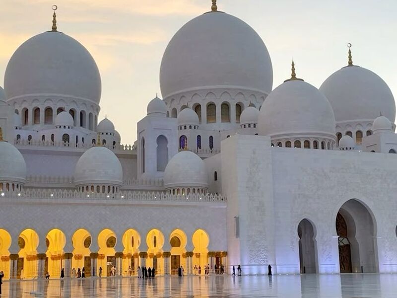 YILBAŞI ÖZEL BİR DUBAİ MASALI TURU DUBAİ ŞEHİR TURU VE ABRA GEÇİŞİ DAHİL A Jet Havayolları ile