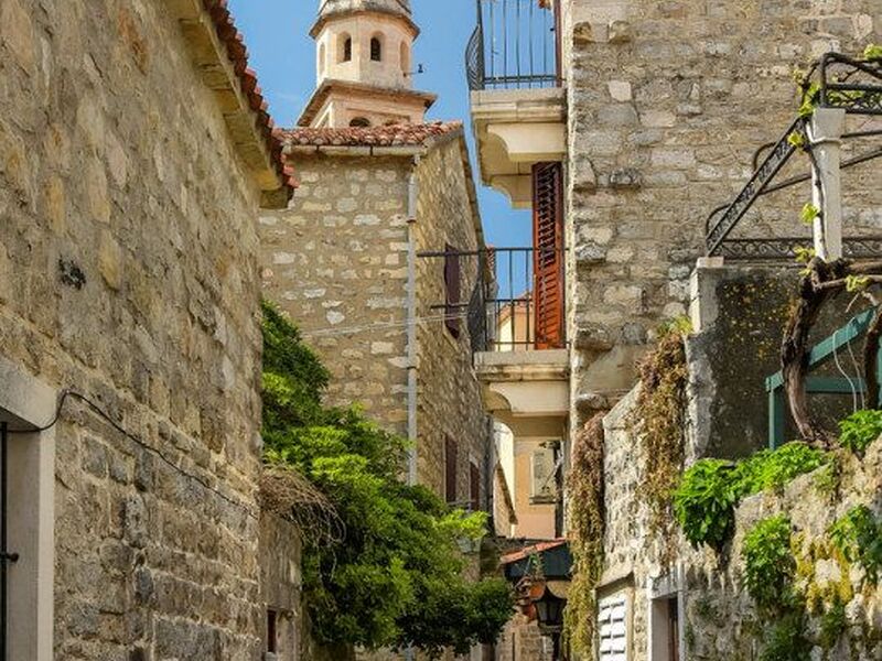 FIRSAT VİZESİZ BAŞTANBAŞA BALKANLAR A JET HAVAYOLLARI ile 