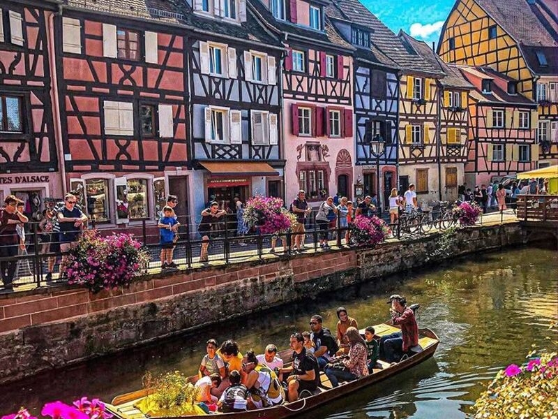 İZMİR`DEN BERNİNA EXPRESS ILE BİR AVRUPA MASALI TURU SunExpress Havayolları ile 7 gece