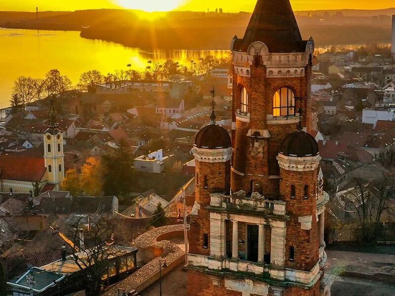 İZMİR HAREKETLİ OTOBÜS İLE ORTA AVRUPA MASALI 