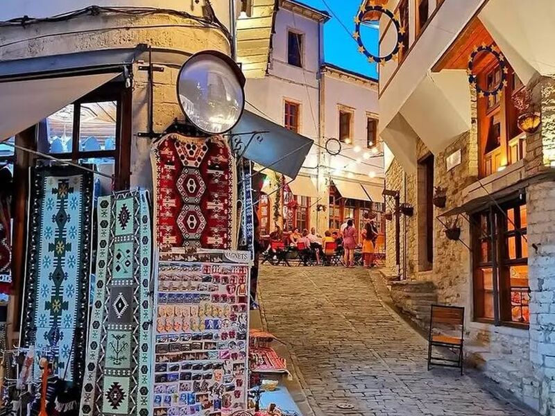 İSTANBUL HAREKETLİ OTOBÜSLÜ BALKAN MASALI 