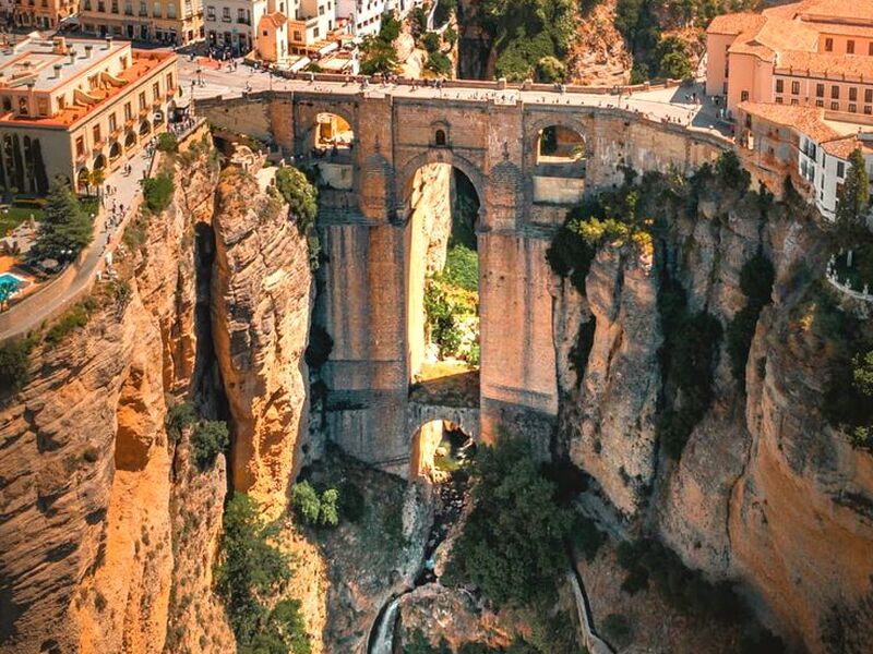 MEGA PORTEKİZ & ENDULUS & ISPANYA TURU Pegasus Havayolları ile 7 gece