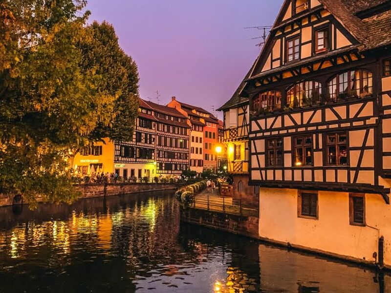 İZMİR`DEN BERNİNA EXPRESS ILE BİR AVRUPA MASALI TURU Türk Hava Yolları Özel Seferi ile 6 gece