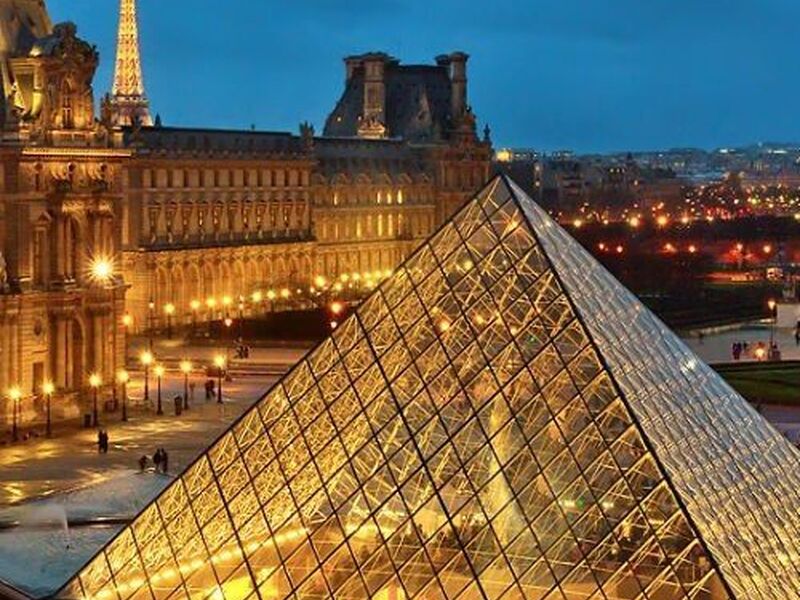 İZMİR'DEN DIREKT HAREKET GORKEMLI ÜÇLÜ BENELUX & FRANSA & ALMANYA 7 Gece - SunExpress ile Kurban Bayramı Özel