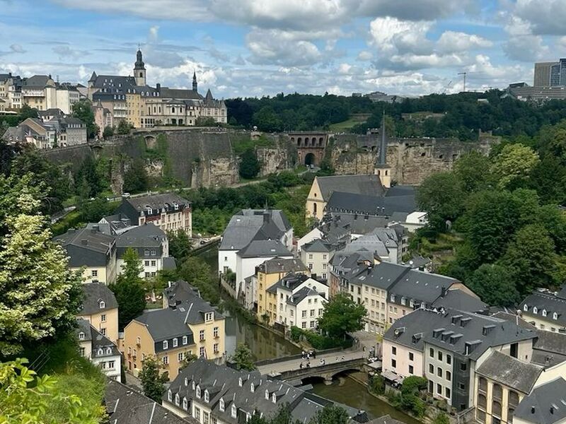 İZMİR'DEN DIREKT HAREKET GORKEMLI DöRTLÜ BENELUX & FRANSA & ALMANYA & İSVİÇRE 7 Gece - SunExpress ile 2026 Yaz Dönemi